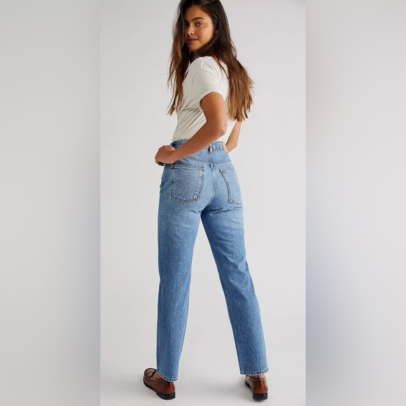 FREE PEOPLE Pacifica Straight-Leg Jeans - Picture 4 of 11